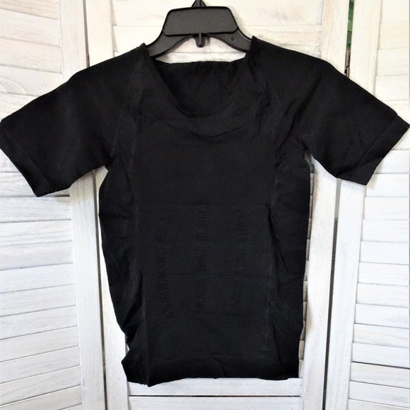 Men's Body Shaper Slimming Compression Shirt NEW! Lg - Picture 1 of 4